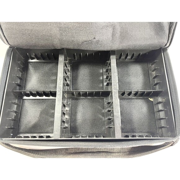 Vintage Case Logic 30 Cassette Tape Black Carrying Case with Adjustable Strap - Picture 10 of 10